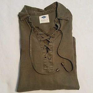 Like New! Sadie Robertson Shirt